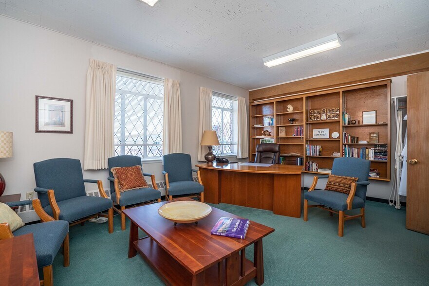 More Photos Of 295 Arch St, New Britain Religious Facility For Sale