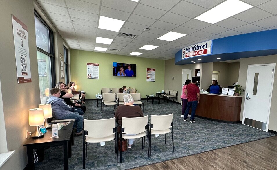 More Photos Of 1702 Ohio Ave N, Live Oak Medical For Sale