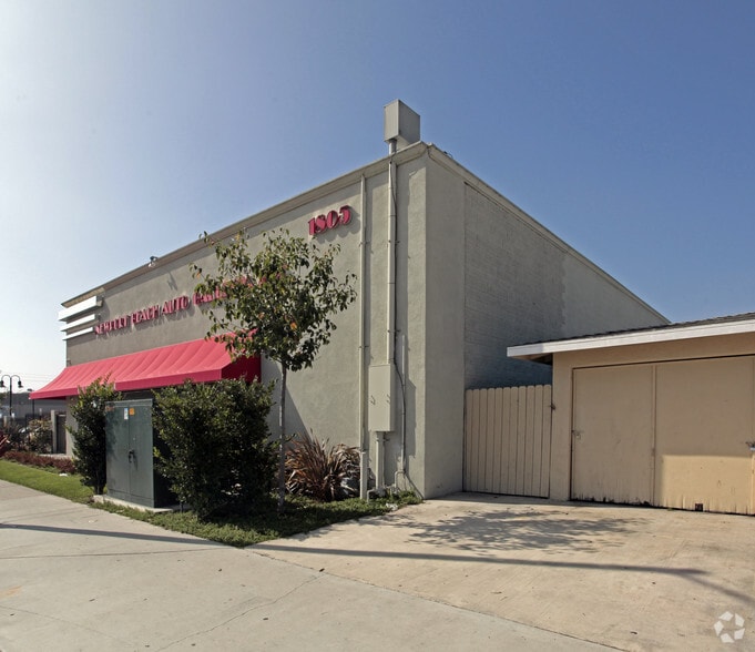 More Photos Of 1805 Placentia Ave, Costa Mesa Showroom For Sale