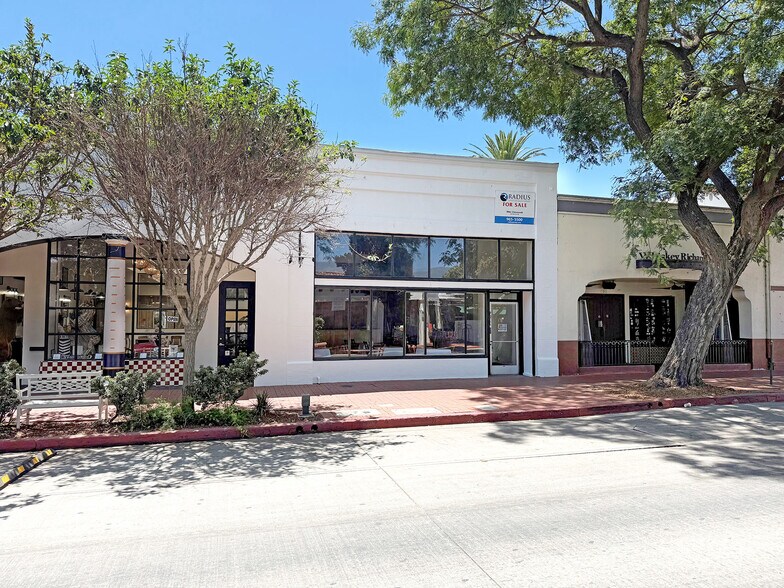 Primary Photo Of 431 State St, Santa Barbara Restaurant For Sale