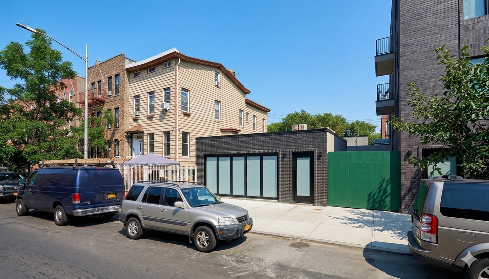 More Photos Of 268 Covert St, Brooklyn Office Residential For Lease