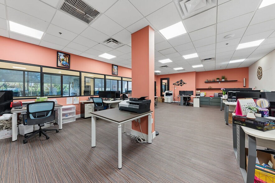 More Photos Of 1590 S Congress Ave, West Palm Beach Medical For Sale