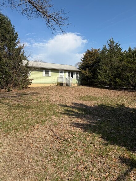 More Photos Of 8250 Baltimore Annapolis Blvd, Pasadena Industrial For Lease