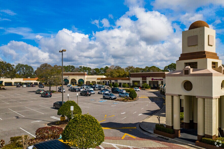 More Photos Of 8411-8419 N Dale Mabry Hwy, Tampa Unknown For Lease