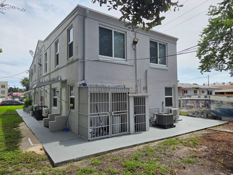 More Photos Of 120 SW 20th Ave, Miami Apartments For Sale