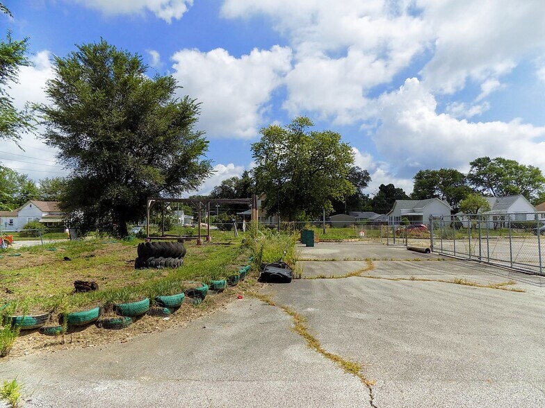 More Photos Of 804 S Purdum St, Kokomo Schools For Sale