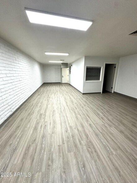 More Photos Of 600 E University Dr, Mesa Medical For Lease