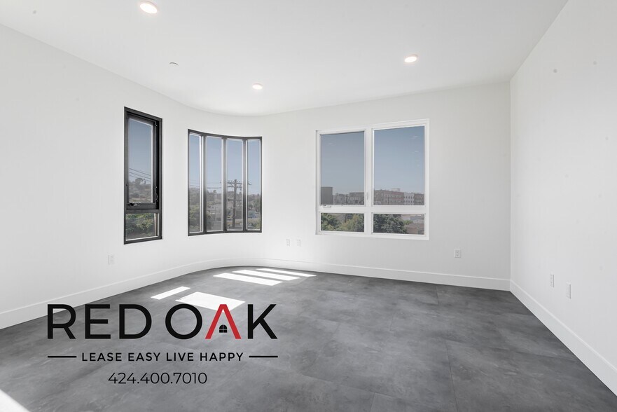 More Photos Of 3450 W 43rd St, Los Angeles Apartments For Lease