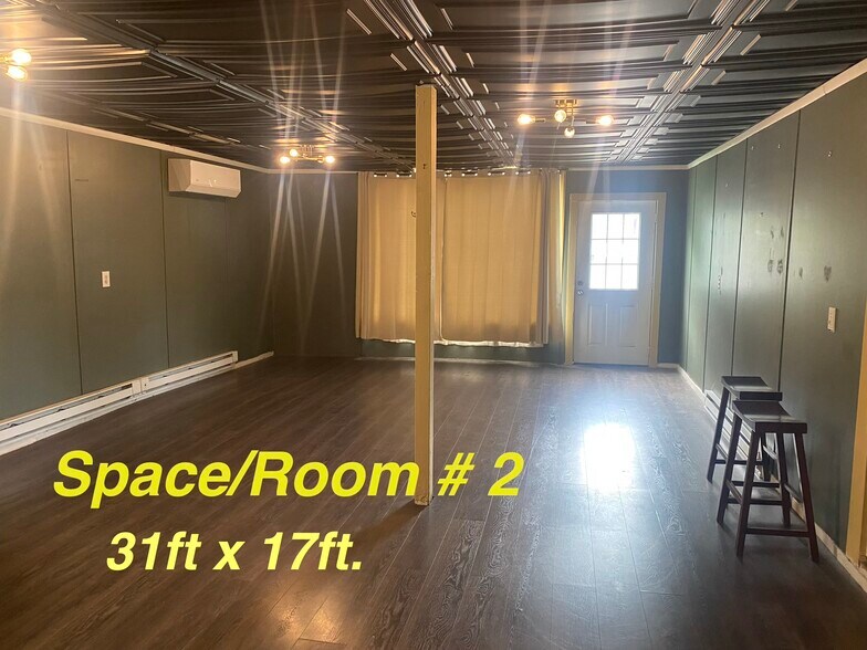 More Photos Of 7 W Bridge St, Catskill Storefront Retail Residential For Lease