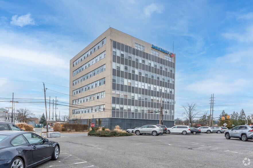 More Photos Of 60 Hempstead Ave, West Hempstead Coworking Space