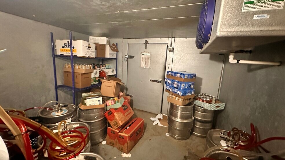 More Photos Of 361 Metropolitan Ave, Brooklyn General Retail For Lease