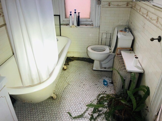 More Photos Of 403 S 42nd St, Philadelphia Apartments For Sale