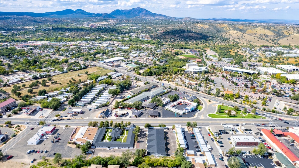 More Photos Of 1113 & 1117 E Gurley St, Prescott Rehabilitation Center For Sale