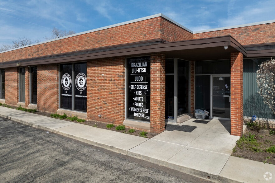 Primary Photo Of 4100-4128 N Nashville Ave, Chicago Light Manufacturing For Lease