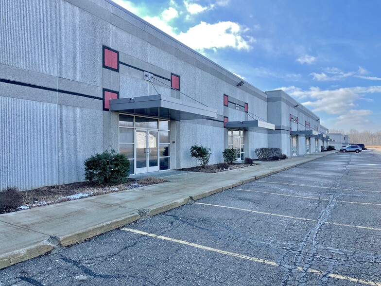 More Photos Of 4063 Grand Oak Dr, Lansing Light Distribution For Lease