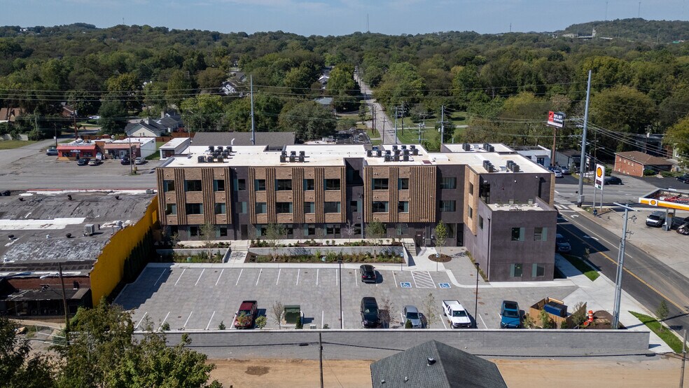More Photos Of 1090 Haysboro Ave, Nashville Specialty For Sale