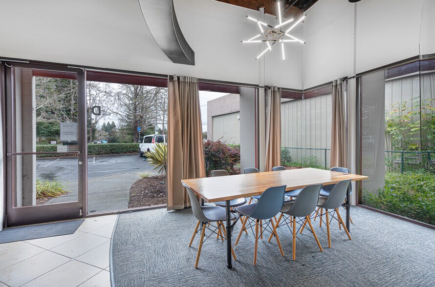 More Photos Of 1800 Empire Industrial Ct, Santa Rosa Flex For Sale