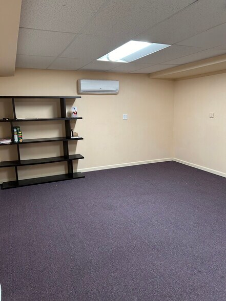More Photos Of 1631-33 South St, Philadelphia Storefront Retail Office For Sale