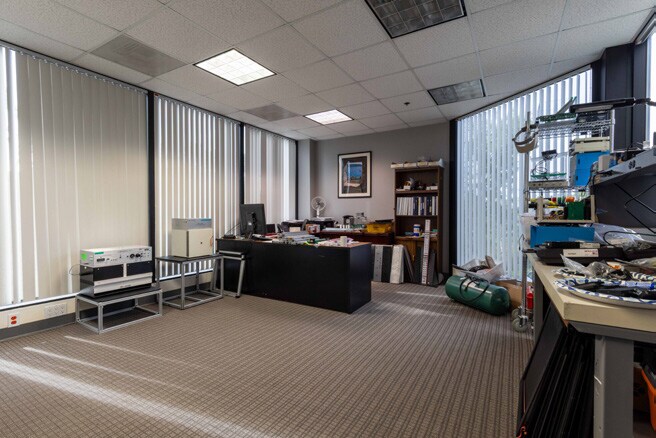 More Photos Of 9155 Brown Deer Rd, San Diego Warehouse For Lease