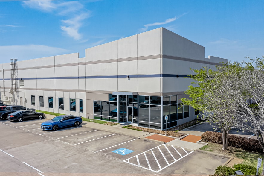 More Photos Of 1455 E Sam Houston Pky S, Pasadena Unknown For Lease