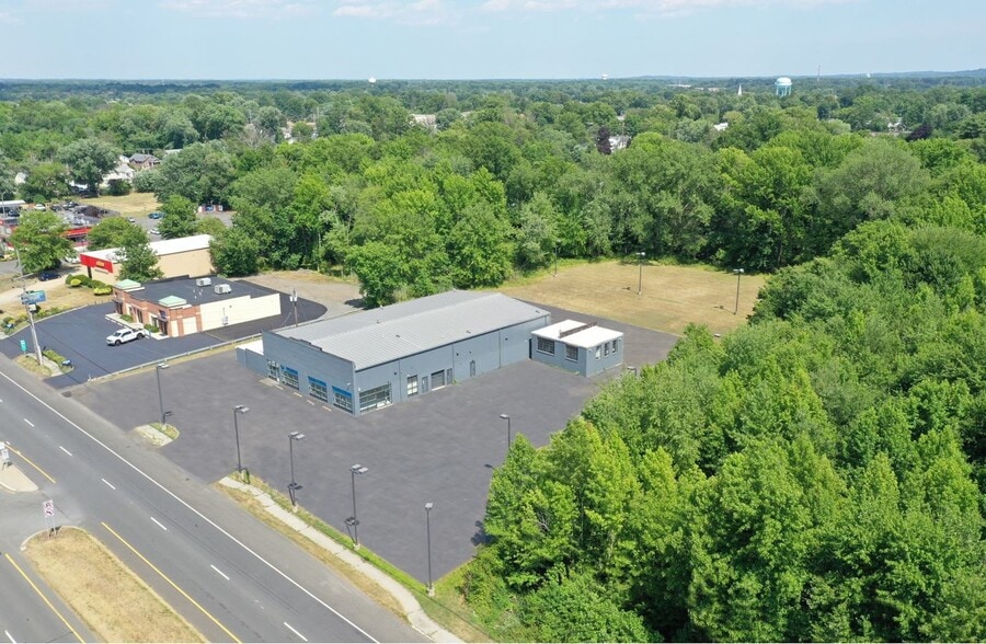 Primary Photo Of 449 Route 130, East Windsor Auto Dealership For Lease