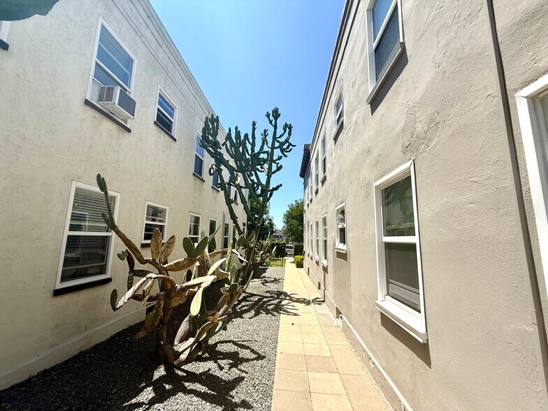 More Photos Of 3501 Park Blvd, San Diego Apartments For Sale