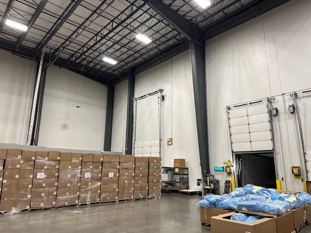 More Photos Of 3000 E Sawyer Rd, Springfield Manufacturing For Lease