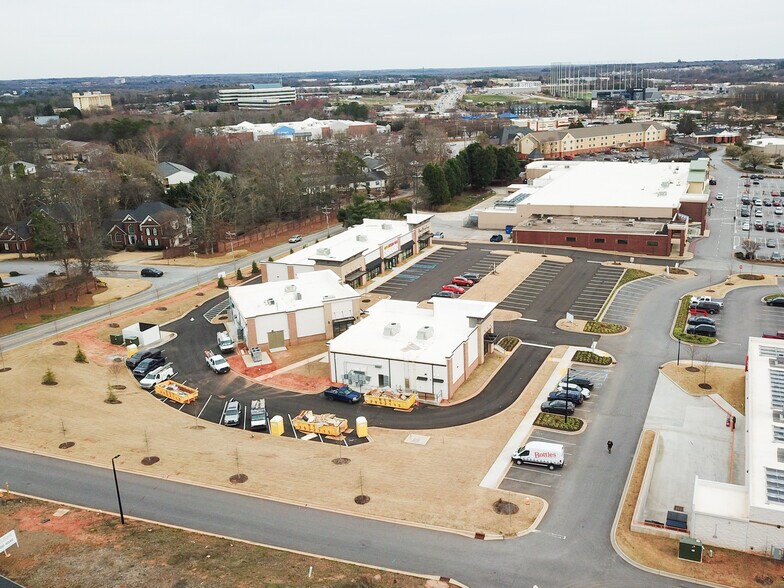 More Photos Of 23-31 Milestone Plz, Greenville Storefront Retail Office For Lease