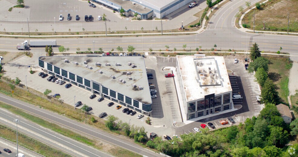 More Photos Of 1670 N Service Rd E, Oakville Office For Sale