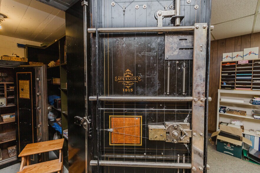 More Photos Of 920 Millington St, Winfield Storefront Retail Office For Sale