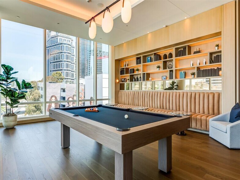 More Photos Of 1000 W 8th St, Los Angeles Apartments For Lease