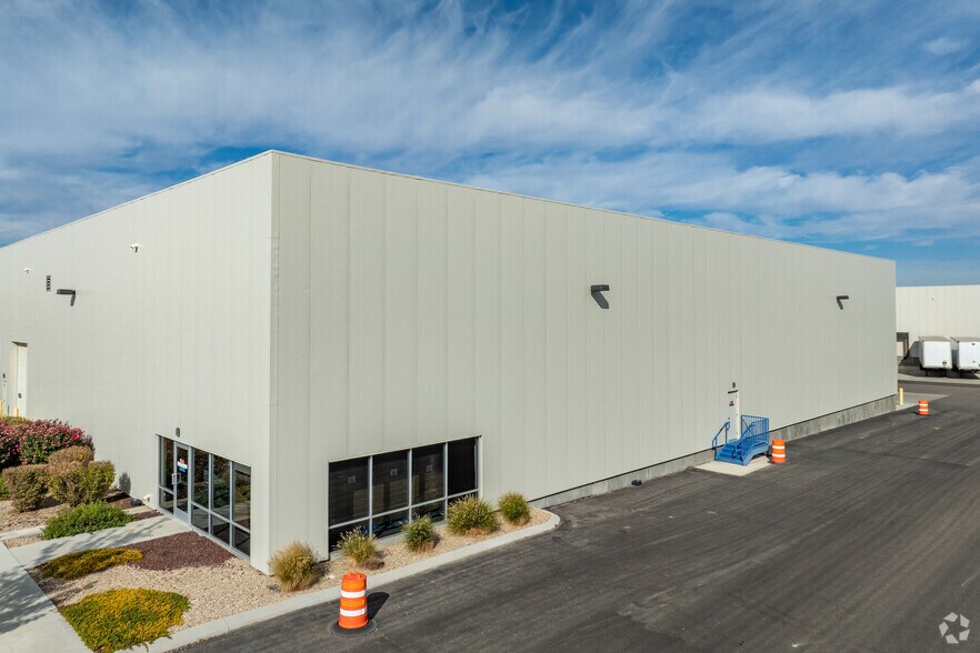 More Photos Of 16280 Norco Way, Nampa Warehouse For Lease