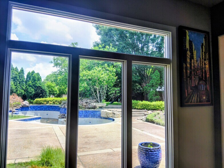 More Photos Of 120 Founders Ln, Memphis Specialty For Sale