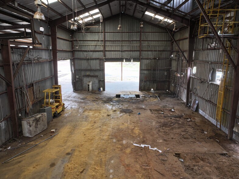 More Photos Of 1331 Stancell St, Roanoke Rapids Warehouse For Sale