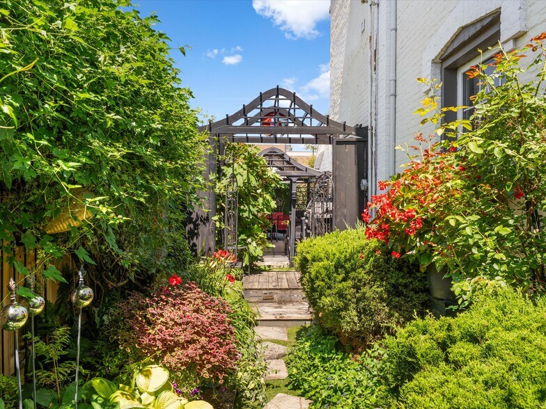 More Photos Of 9 Park St, Chatham Storefront For Sale