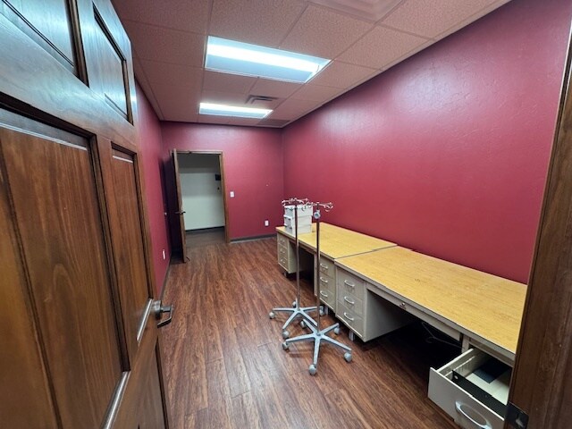 More Photos Of 1904 W Broadway Ave, Sulphur General Retail For Lease