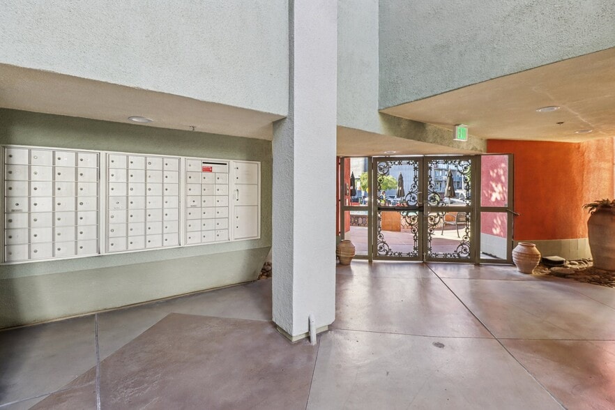 More Photos Of 1501 India St, San Diego Apartments For Sale