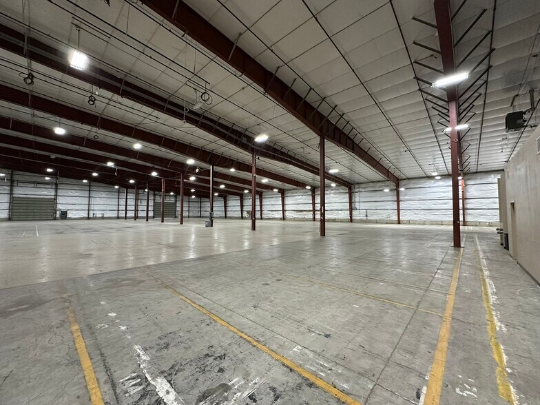 More Photos Of 5405 W Riverbend Ave, Post Falls Manufacturing For Lease