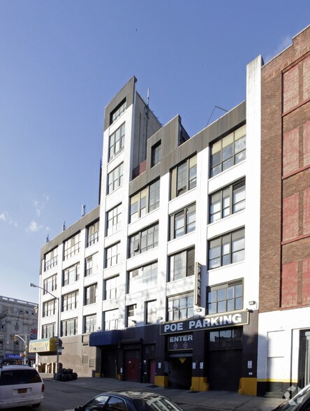 More Photos Of 2426-2442 Grand Concourse, Bronx Office For Lease