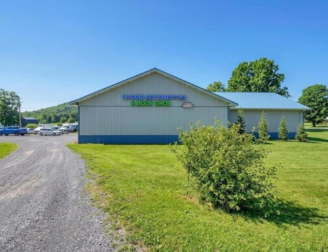 More Photos Of 5220 Maple Ln, Cuba Auto Repair For Sale
