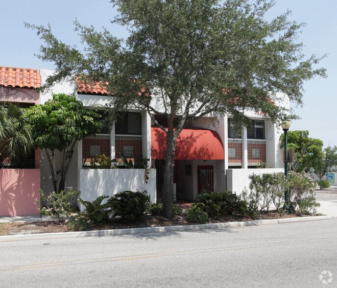 More Photos Of 1491 2nd St, Sarasota Office For Lease