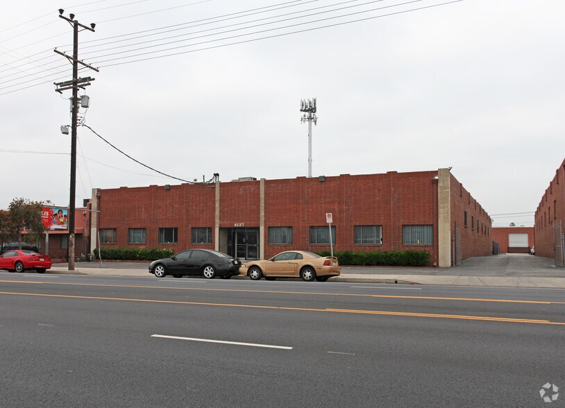 Primary Photo Of 8137 Lankershim Blvd, North Hollywood Unknown For Lease