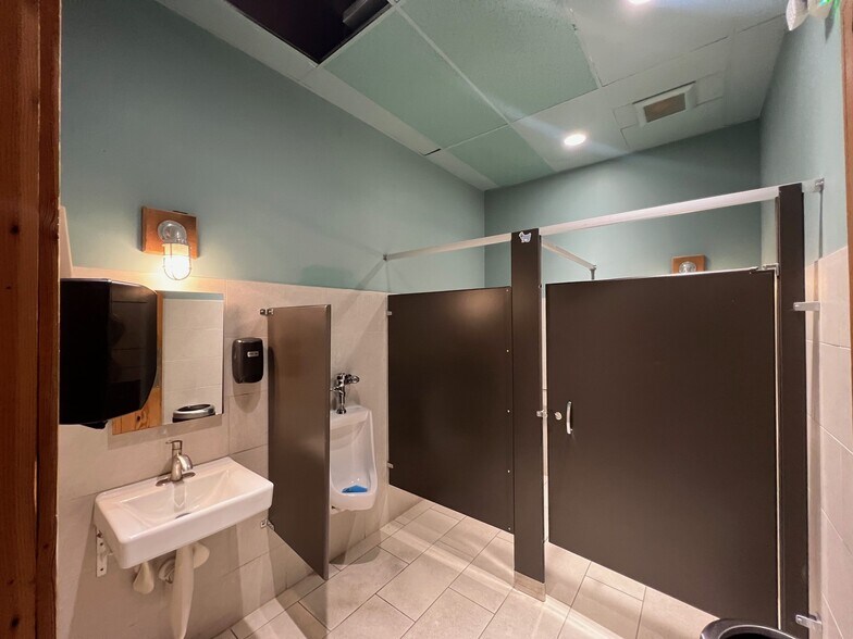 More Photos Of 10002 Gulf Dr, Anna Maria Bar For Sale