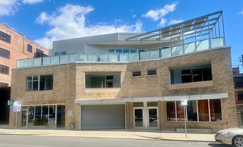 Primary Photo Of 1515 Walnut St, Kansas City Apartments For Sale