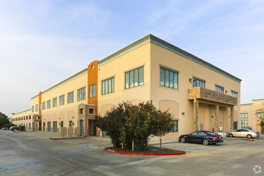 Primary Photo Of 1773 W San Bernardino Rd, West Covina Warehouse For Lease