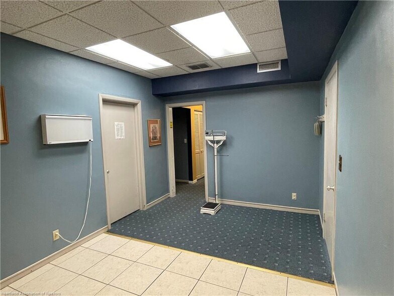 More Photos Of 230 Interlake Blvd, Lake Placid Storefront For Sale