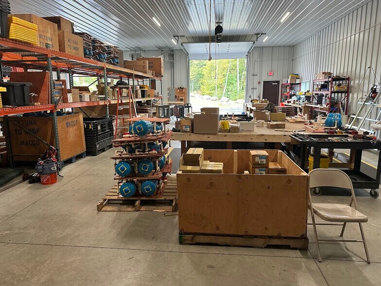 More Photos Of 237 Londonderry Tpke, Hooksett Industrial For Lease