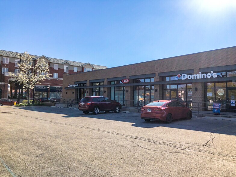 More Photos Of 636-660 Deerfield Rd, Deerfield Unknown For Lease