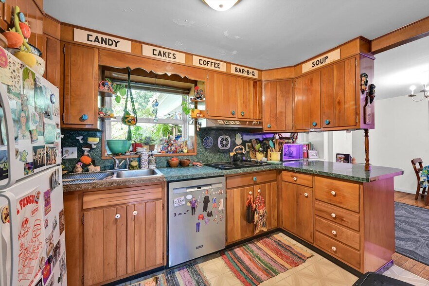 More Photos Of 1305 Hampden Blvd, Reading Multifamily For Sale