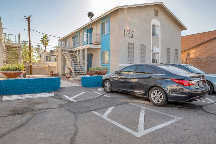 More Photos Of 1253 W Pierce St, Phoenix Multifamily For Sale